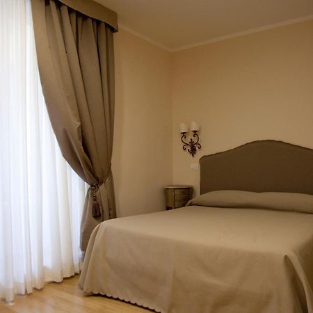 Residenza Dei Gracchi Hotel Rome Exterior photo